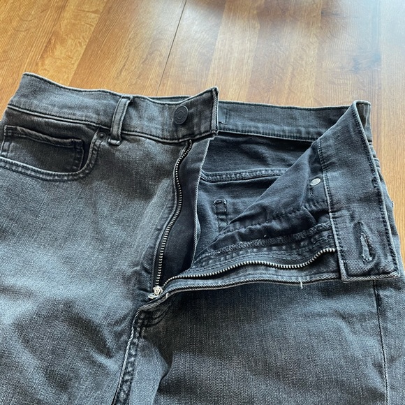 NWOT Express super high waist mom jean - Picture 2 of 4